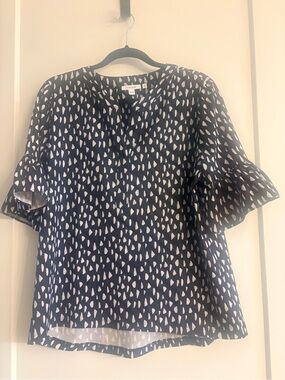 Chico's Navy and White Teardrop Ruffle-Sleeve Top Chicos size 1.5 (10)